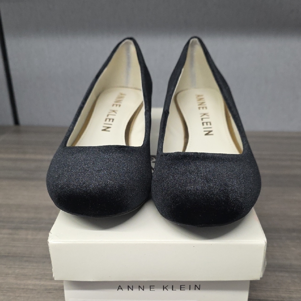 Anne Klein Classic Black Heels